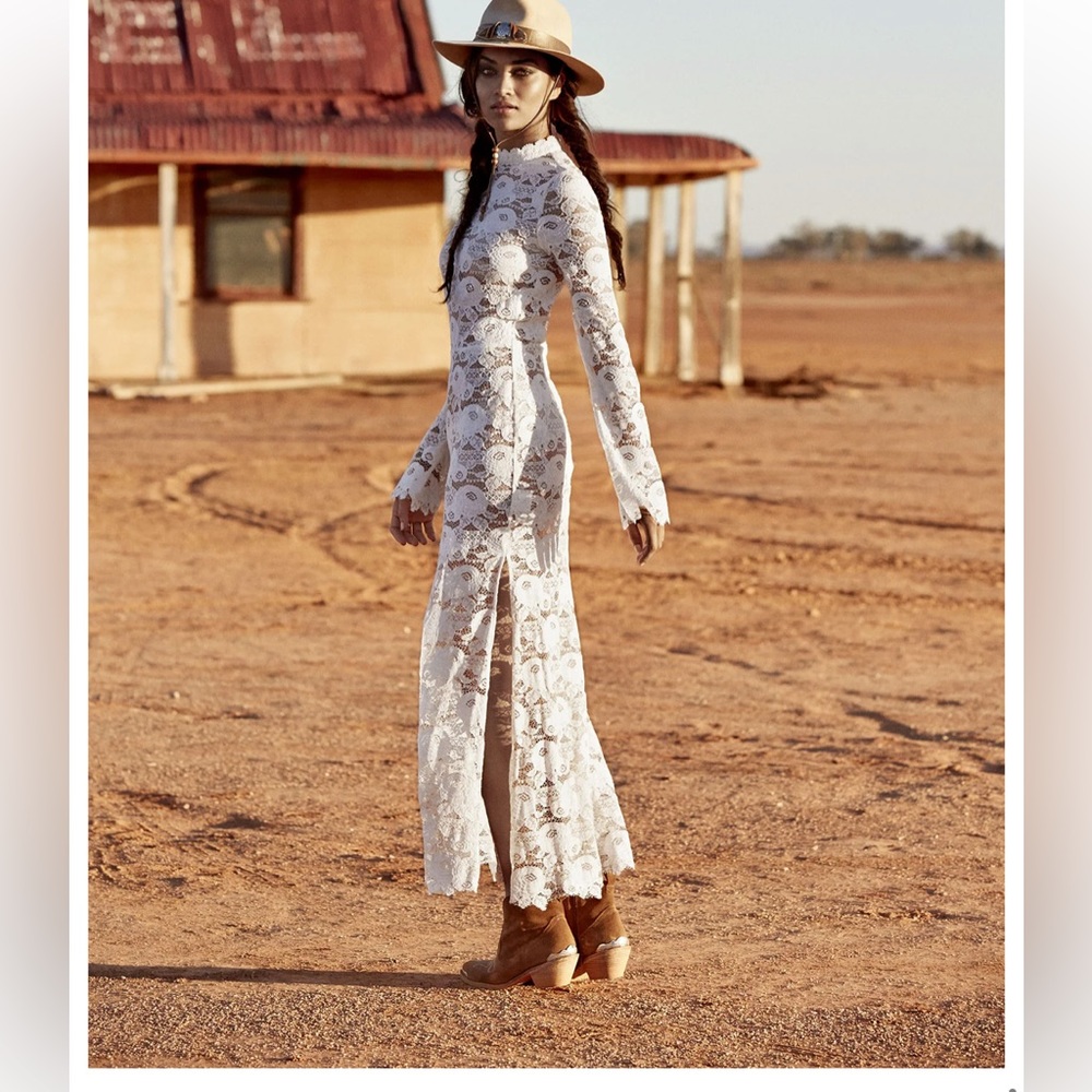 ✨ Spell 💫and the gypsy collective Rosamond lace gown revolver collection - Picture 10 of 16